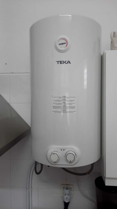 Termoacumulador elétrico 50L em Excelente estado estado