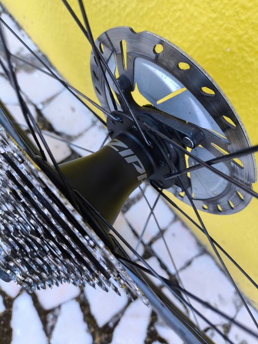 Rodas carbono Zipp 202 disc Firecrest