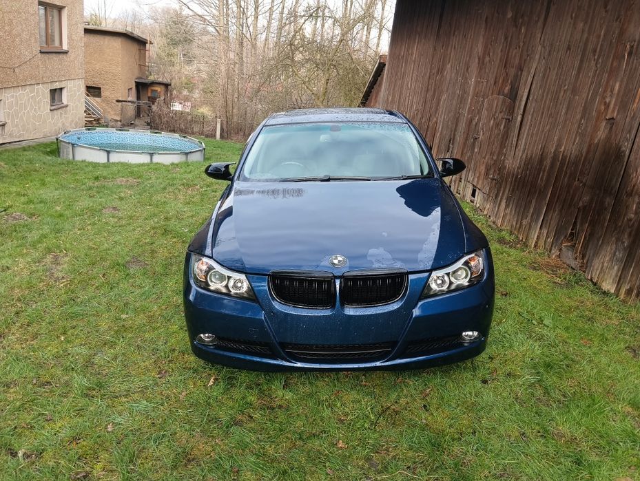 BMW e90 na części 2.0 benzyna mysticblau