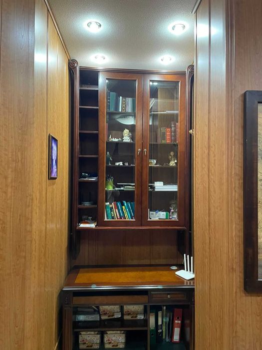 Продам секцію з бібліотечного кабінету Книжкова шафа + письмовий стіл