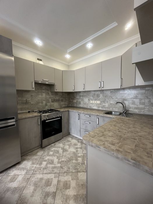 2-кімнатна квартира в Центрі міста!