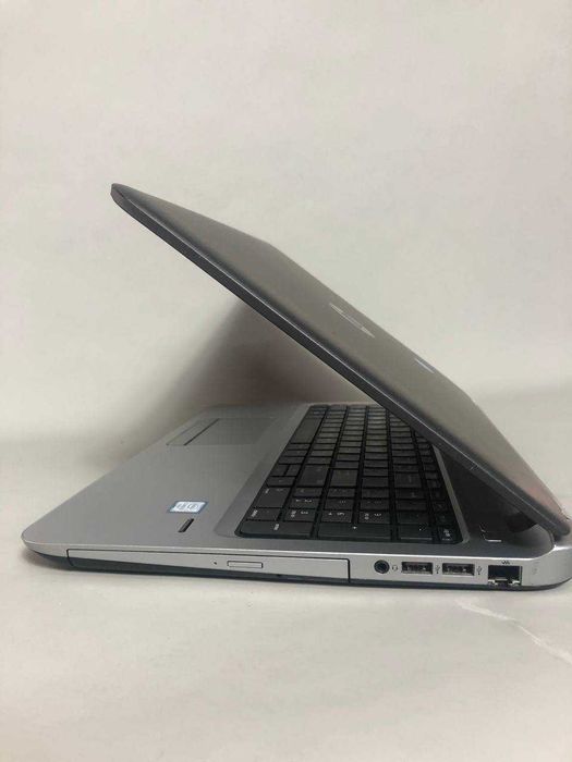 Ноутбук Привезений з Європи HP 450 g3  i3-6100u  8gb озу  128ssd в чудовому стані