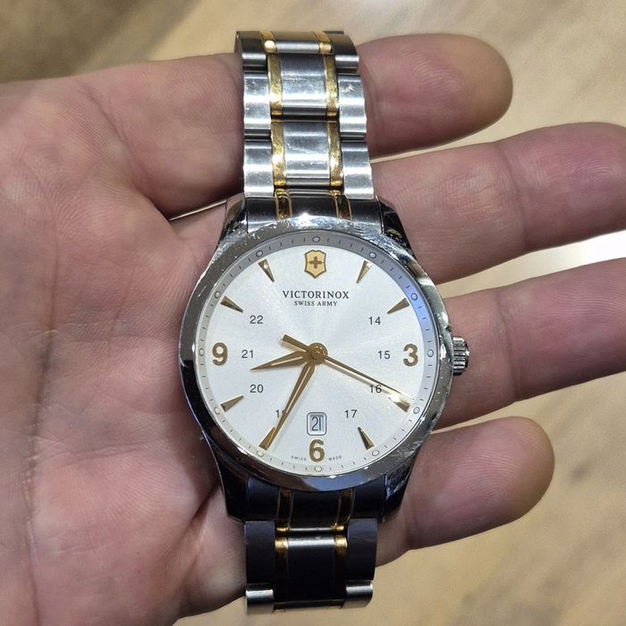 Zegarek Victorinox 241477