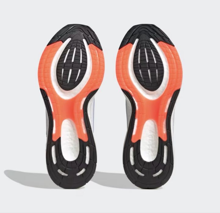 Оригінал 100% Adidas Pureboost 22 Running  Hq8589/25,5см, 26см,26,5см/