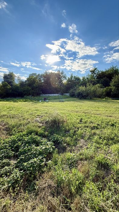 Продаж ділянки 25 сот., с. Старі Безрадичі, Обухів 10 км.,, Київ 20 км.