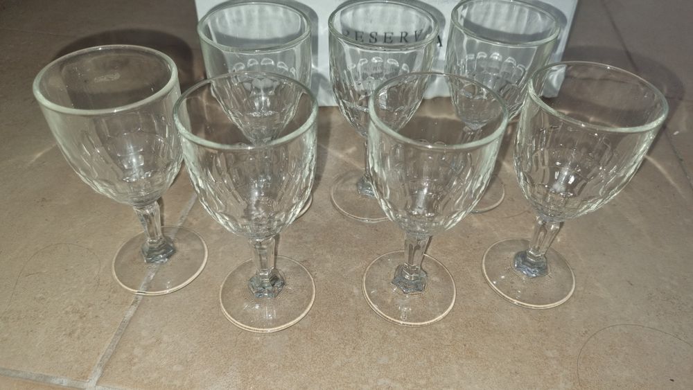7 copos de vinho