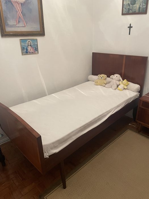Cama de solteiro e Colchão