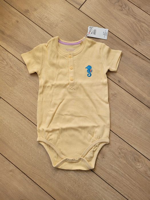 Nowe body Reserved struktura waflowa lato 98 2-3 lata