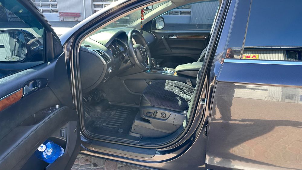 Авто Ауді Q7 2007рік