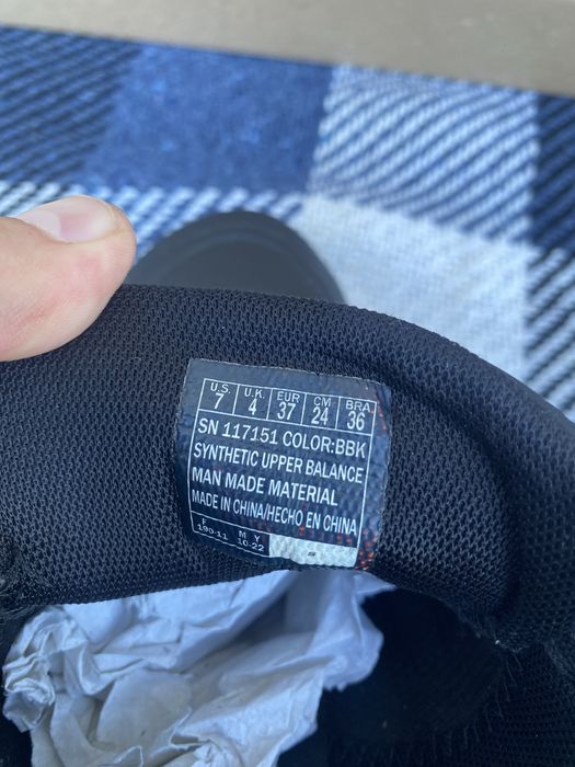 Кросівки skechers bobs 37