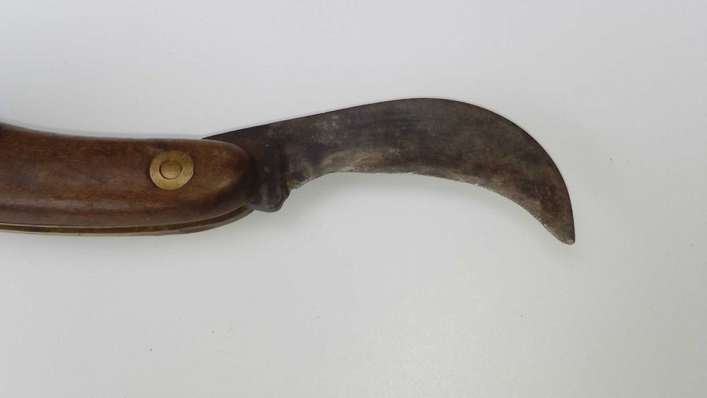 Nóż ogrodniczy sygnowany Koroną.