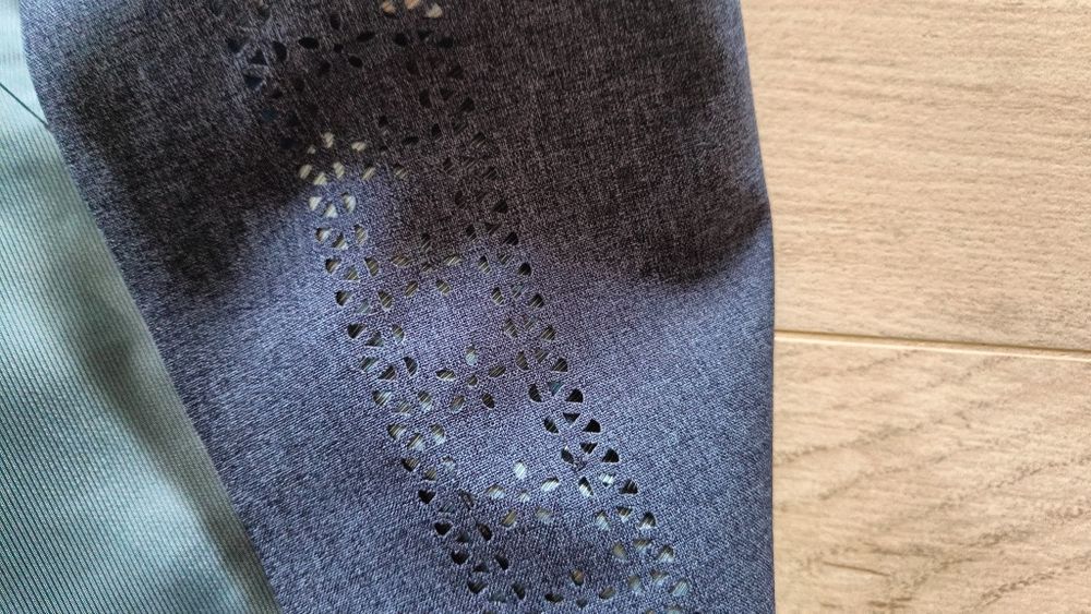 Żakiet z ażurowym motywem