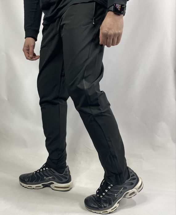 Штаны на весну из стретч плащевки без подкладки в топ качестве цв чер