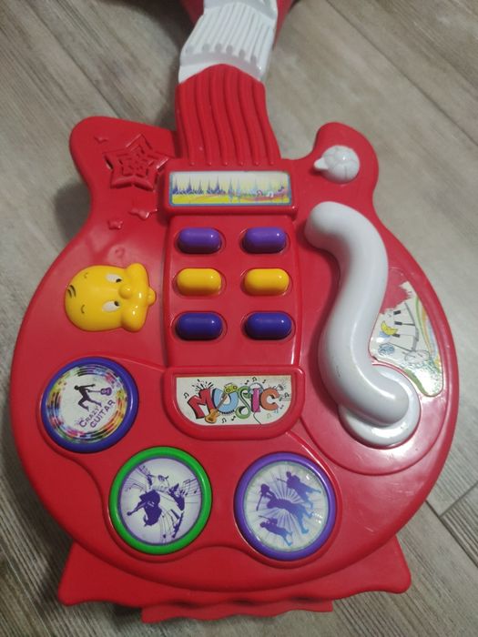 Продам детские игрушечные гитары