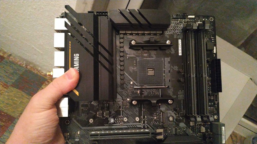 ASUS X570 Pro WiFi – AMD AM4 – Motherboard Does Not Power On64751075394690124