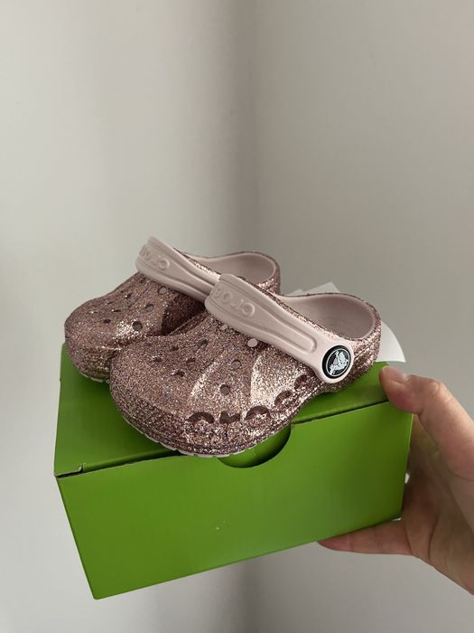 Crocsy rozowe brokatowe c6 rozmiar 22-23