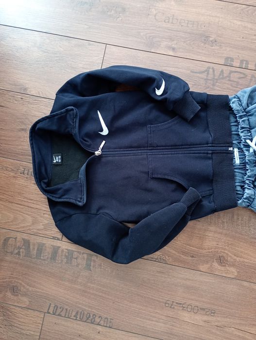 Spodnie bluza Nike Reserved 104/110