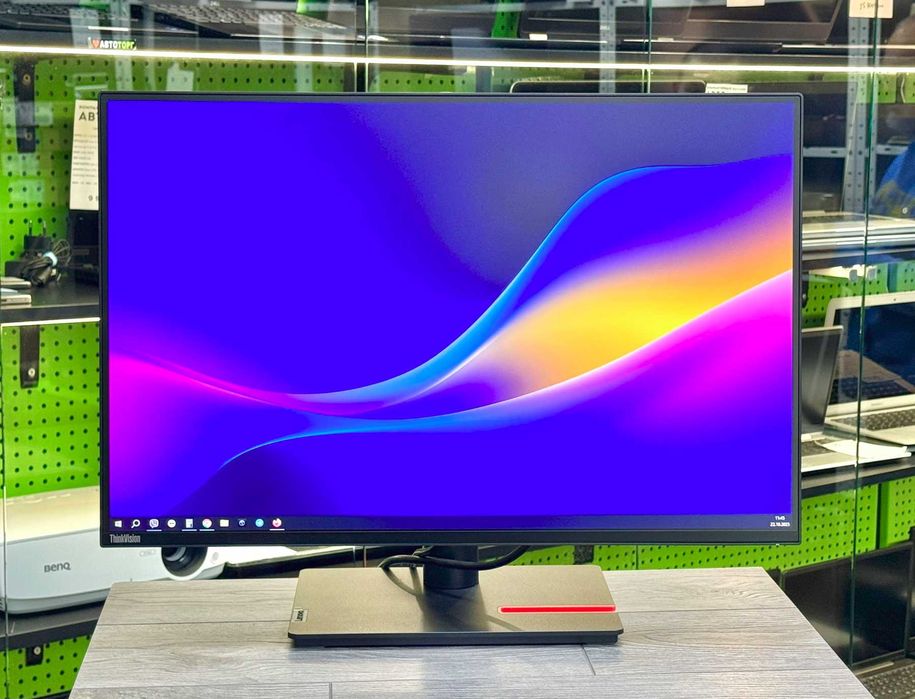 Відмінна якість! Нові монітори ThinkVision | 24 дюйма | IPS | 100гц