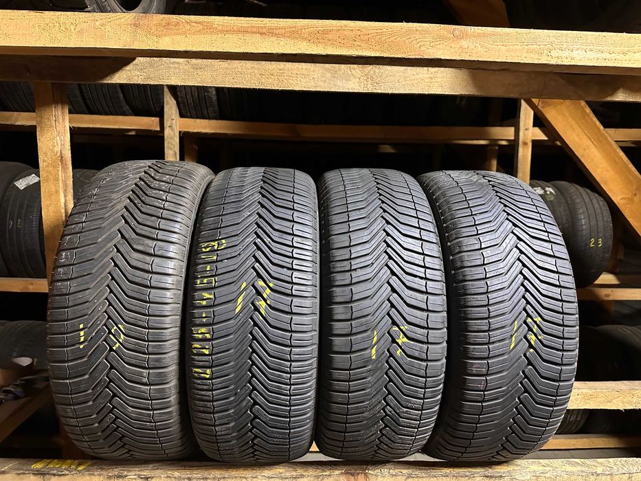 Шини всесезонні 225/45R18 MICHELIN CROSS CLIMATE 4шт 7мм