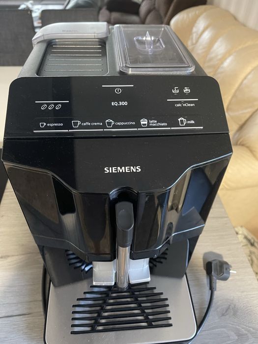 Кавова машина siemens EQ300
