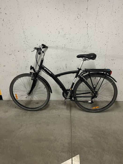 Rower trekkingowy bTwin z Decathlonu  28”
