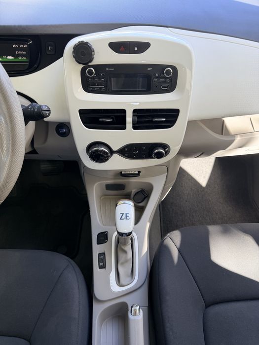 Renault zoe 41kwh 2019