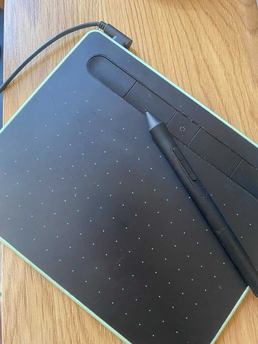 Графический планшет Wacom Intuos S Bluetooth Pistachio