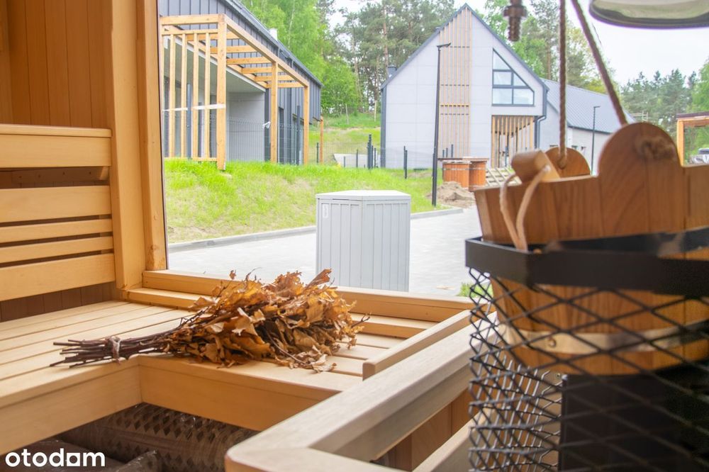 Dom z dużym ogrodem w Resorcie Aura Kaszub. Basen, sauna, jacuzzi.