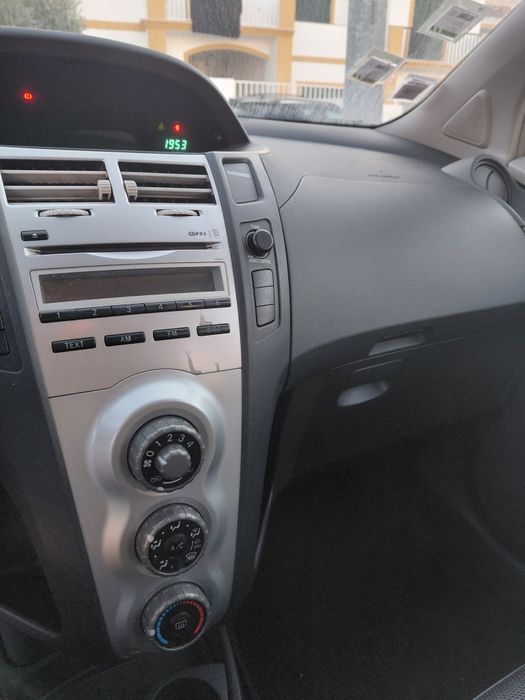 Toyota  Yaris D4D  1.4  90 cv