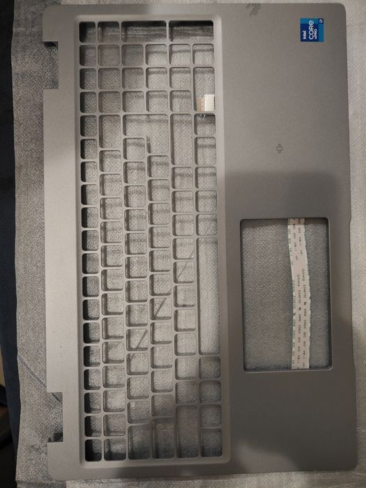 Запчастини для ноутбука DELL Latitude 5500, 5520, 5590, 3520