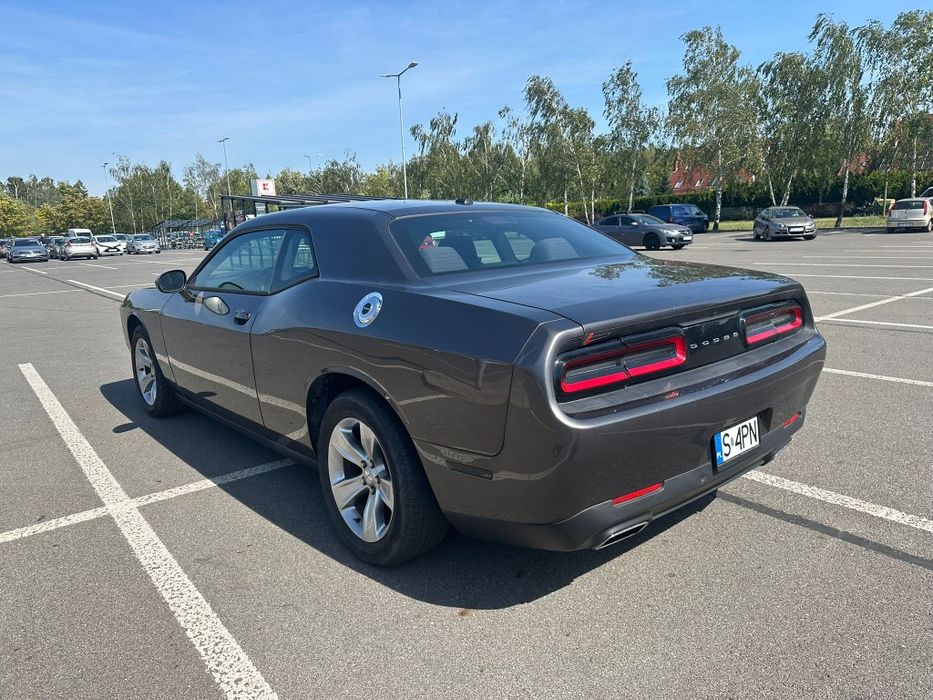 Dodge challenger charger 3.6 sxt zarejestrowany w Polsce prywatnie