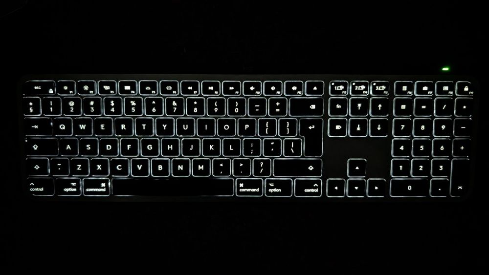 Logitech MX Keys for Mac
