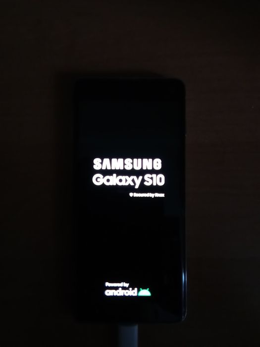 Продам телефон самсунг G-973F/DS