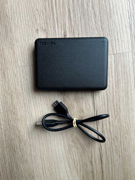 Disco Externo Toshiba Canvio Advance 4TB – USB 3.2 (2.5")