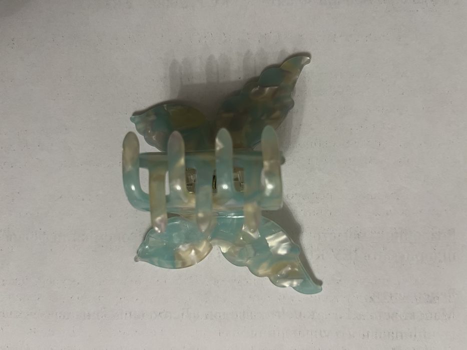 Новая заколка бабочка голубая