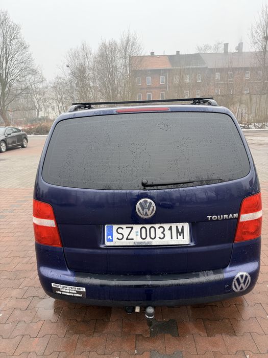 VW Touran 1.6 MPI 7-osobowy |