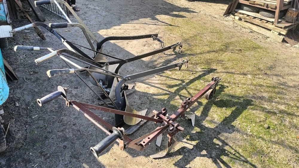 Кінний інвентар: плуг, культиватор, рало, огорювач картоплі