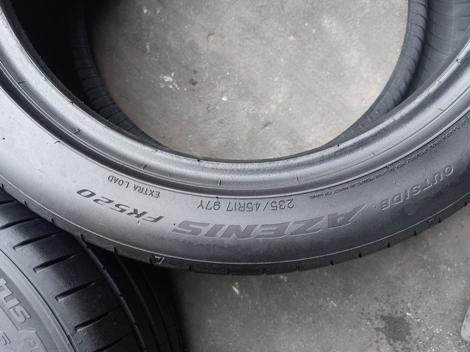 Opony 235 45 17 letnie z 2023 roku