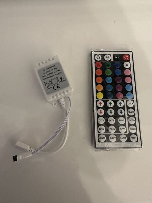 Kontroler LED RGB  + pilot 44 przyciski 12V