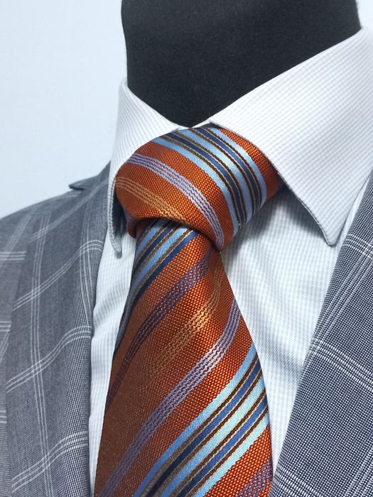 elegancki brązowy wzorzysty krawat Kingfield