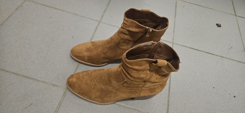 Damskie botki 41