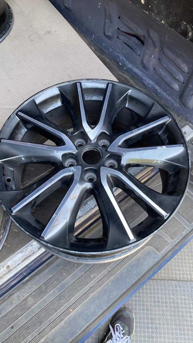 Диски 5х114.3 r18 J 7 et50