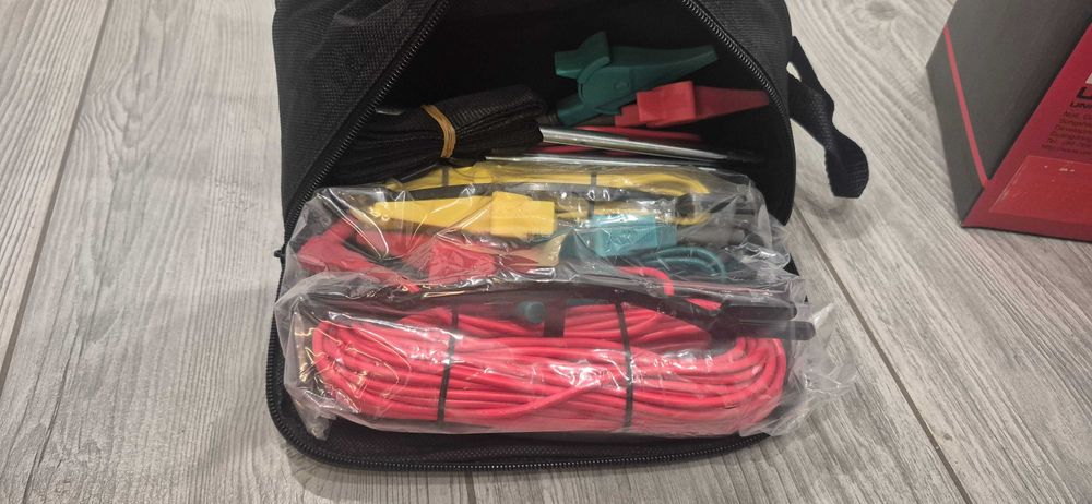 Miernik rezystancji uziemienia Uni-T UT522