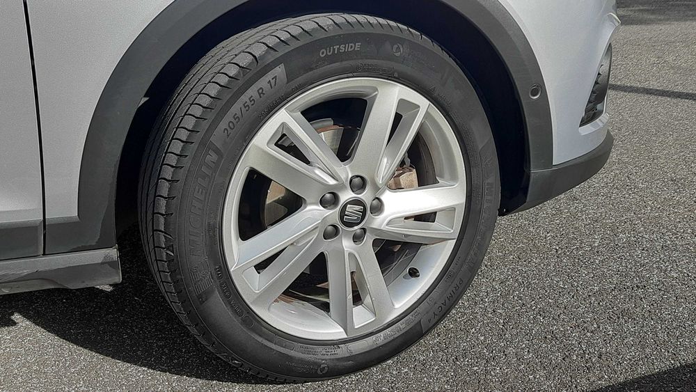 SEAT Arona 1.0 TSI FR 110Cv de Abril de 2021