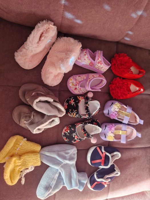 Zestaw buty niechodki 9 szt