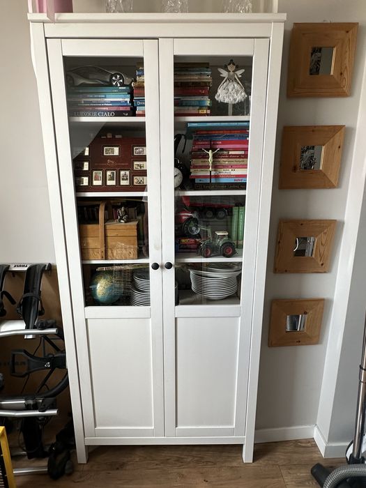 Witryna Hemnes Ikea
