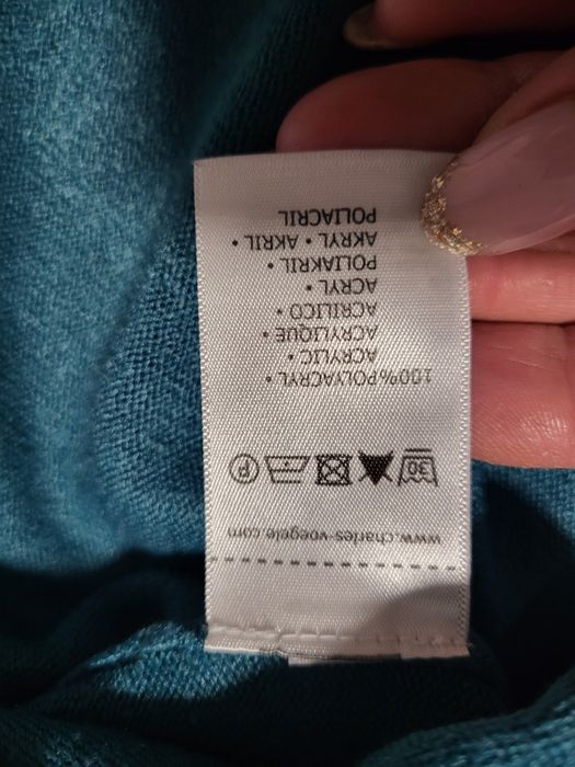 Śliczny sweter rozm.s Casa Blanca