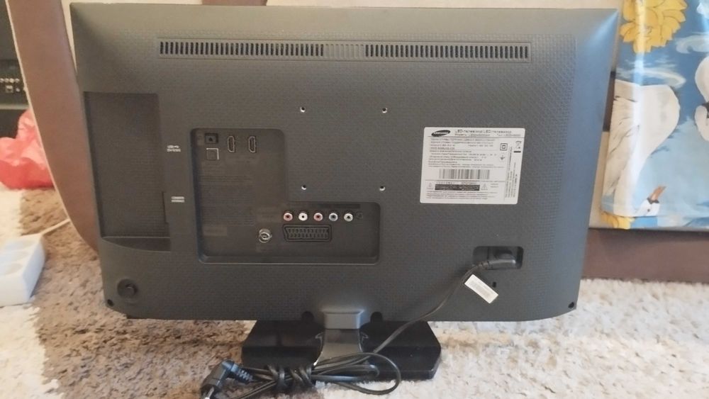 Телевизор SAMSUNG 22" FullHD