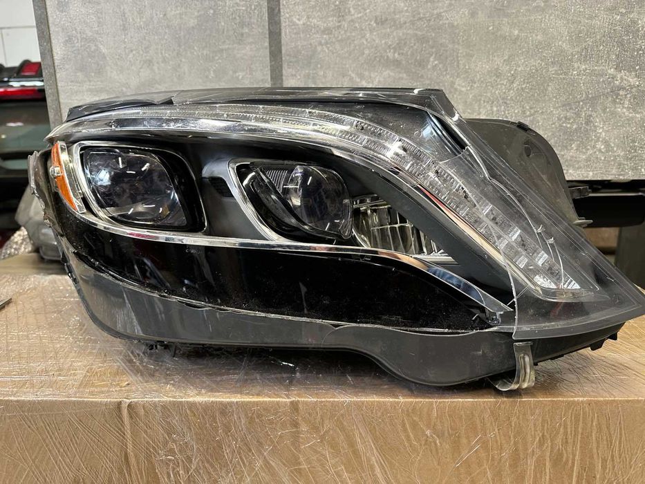 Фара Правая Mercedes S-Class W222 2013-2020 на запчасти, без блоков