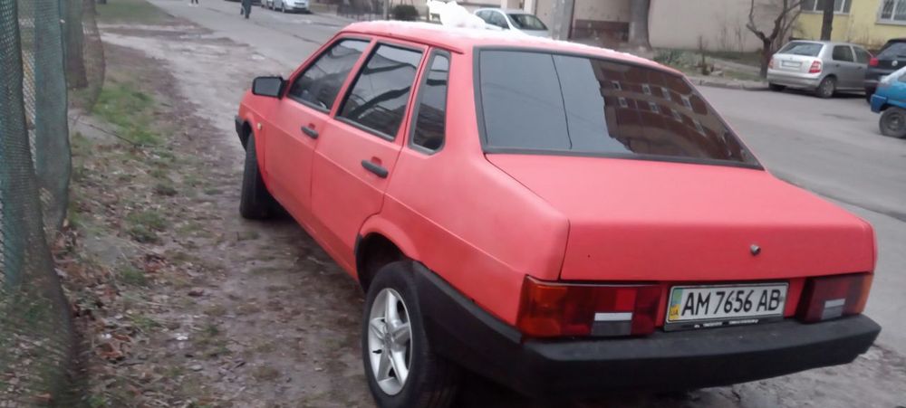 Продам ВАЗ 2109)))